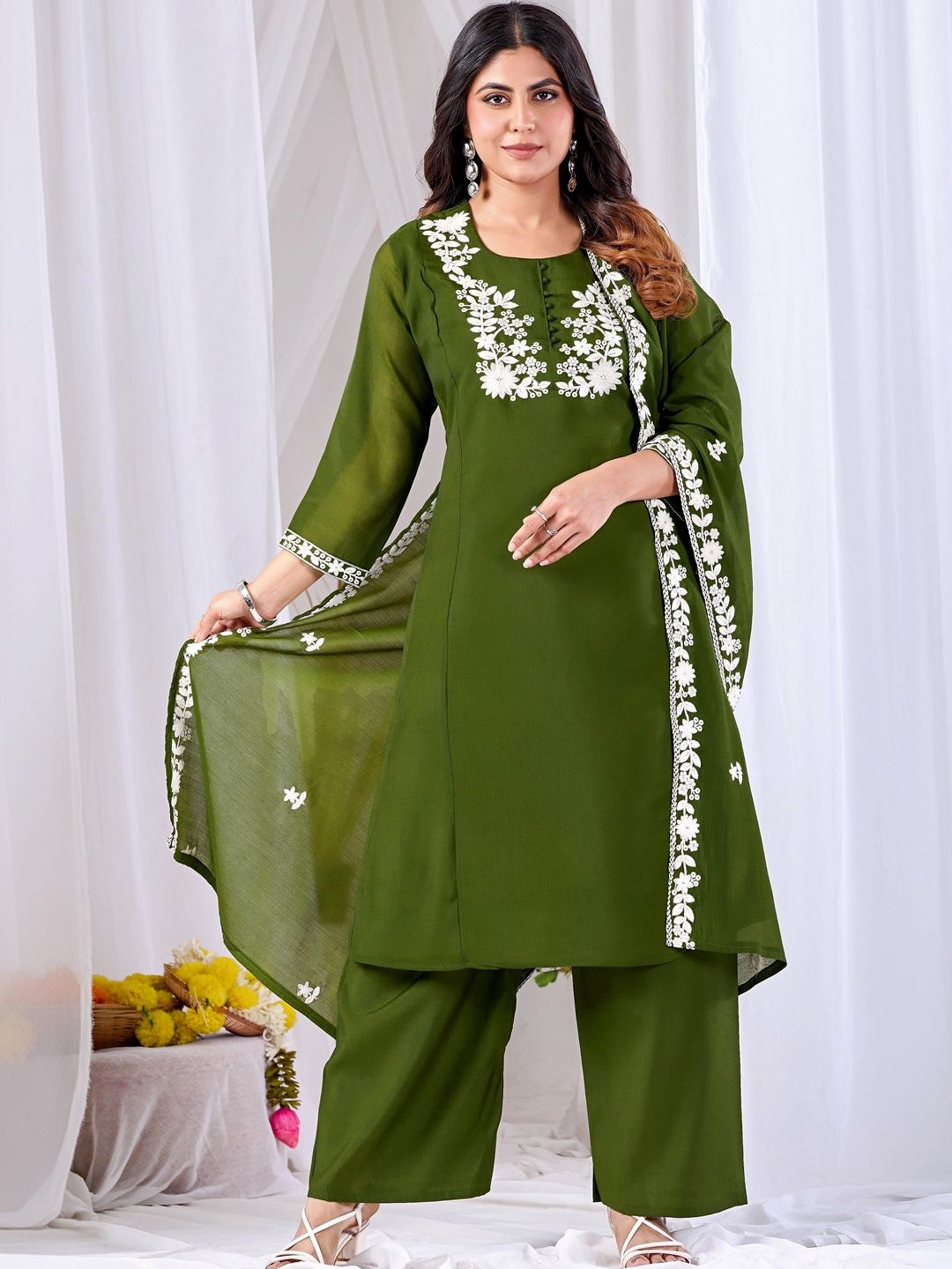 HERE&NOW Women Floral Embroidered Regular Thread Work Kurta with Palazzos & With Dupatta-picture-30