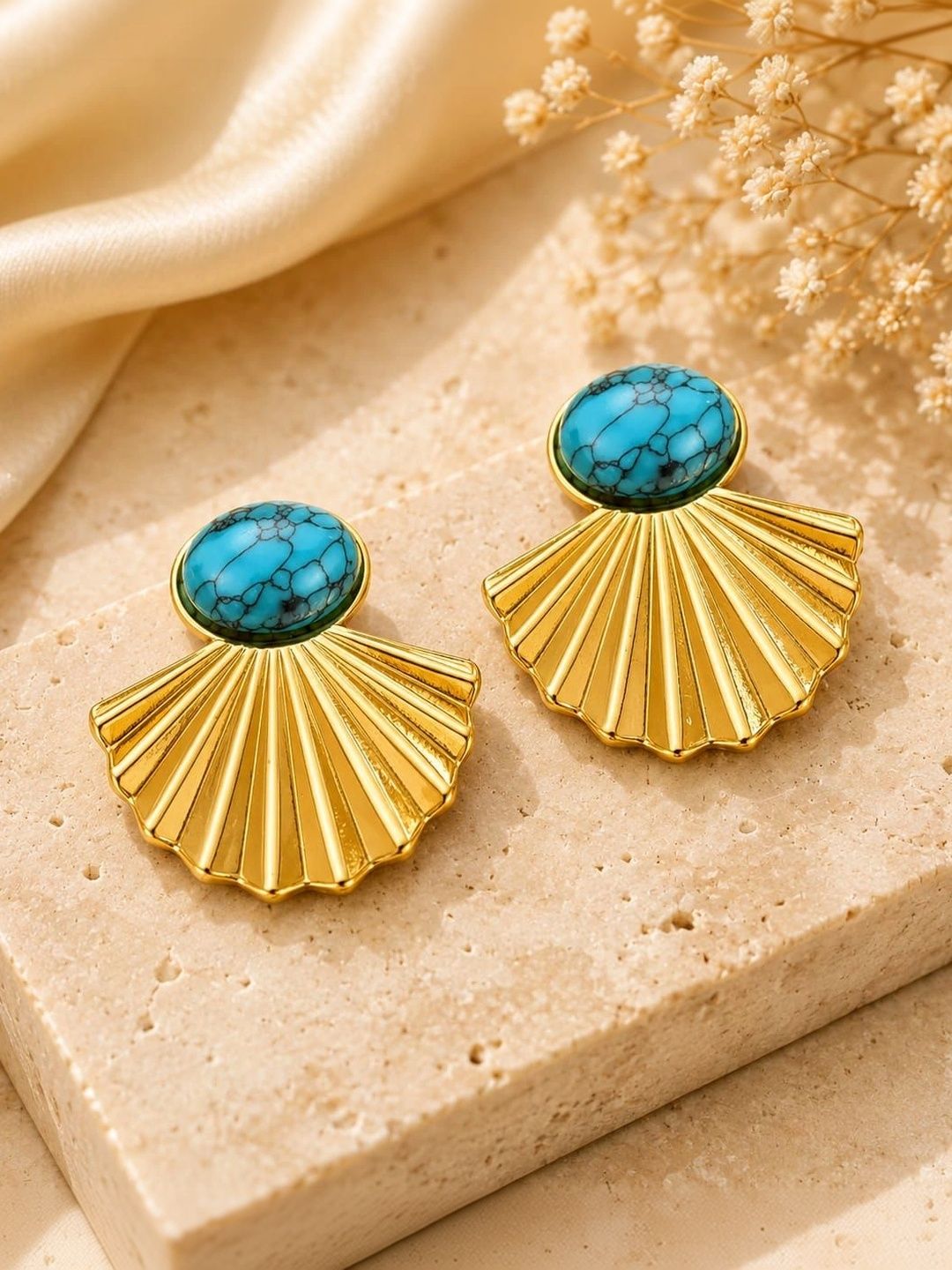 GARV GLEAM Geometric Studs Earrings-picture-29