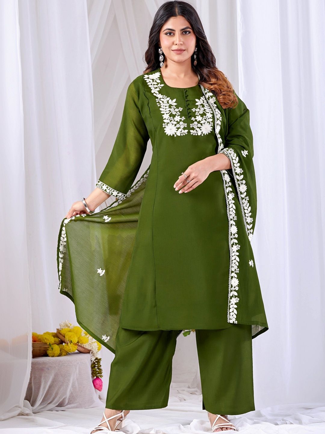HERE&NOW Women Floral Embroidered Regular Thread Work Kurta with Palazzos & With Dupatta-picture-35