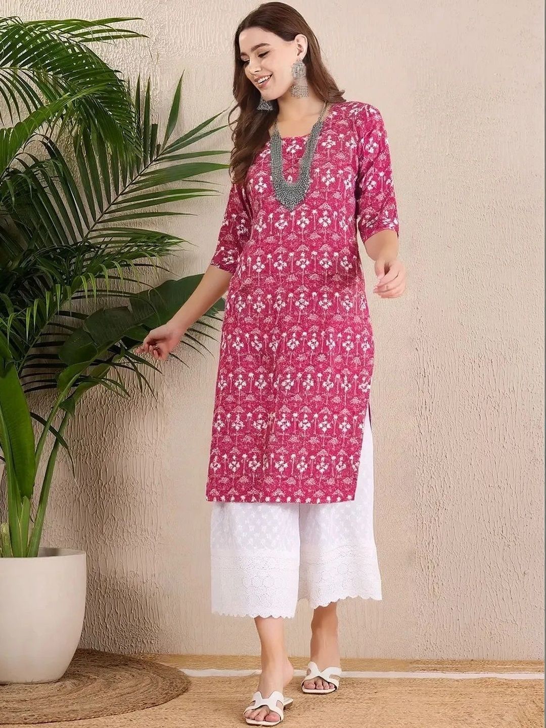 HERE&NOW Women Printed Floral Crepe Kurta-picture-29
