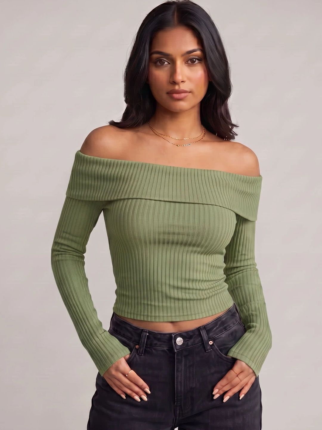 Saguza Off-Shoulder Crop Top-picture-2