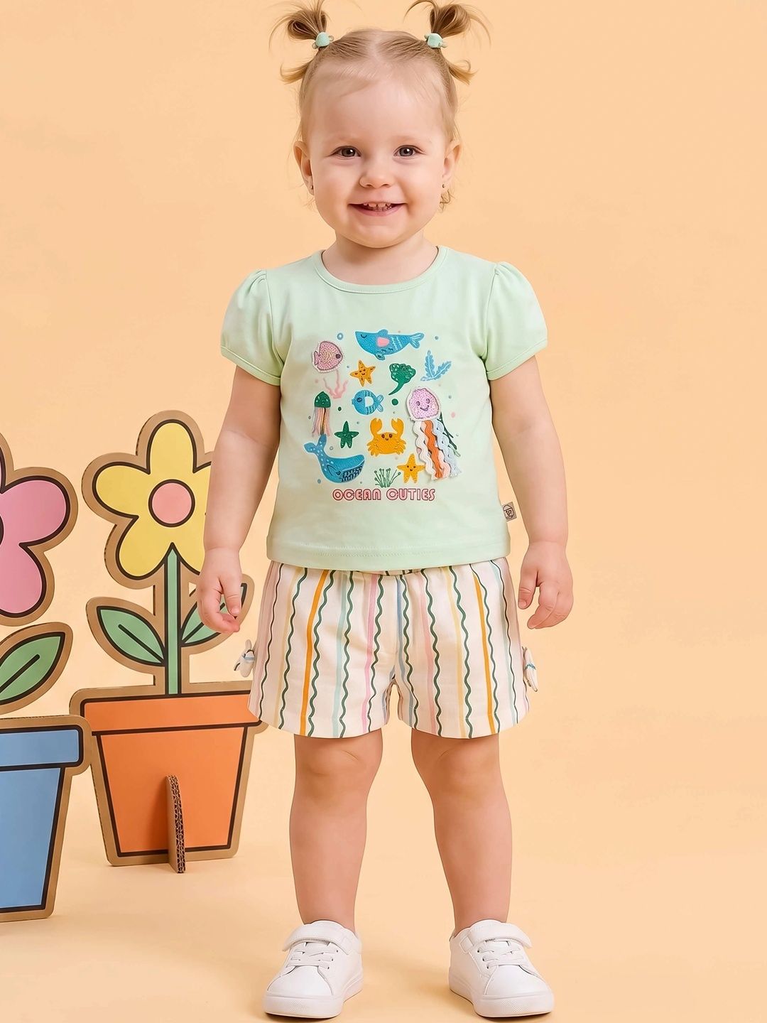 Pompidou Girls Printed T-shirt with Shorts-picture-43