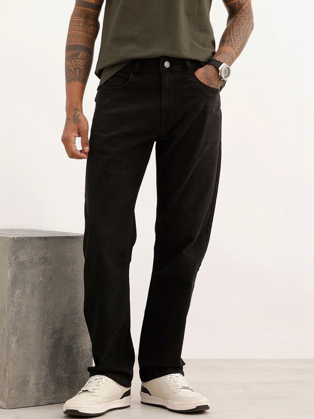 WROGN Men Black Mid-Rise Anti-Fit Straight Stretchable Jeans-picture-11