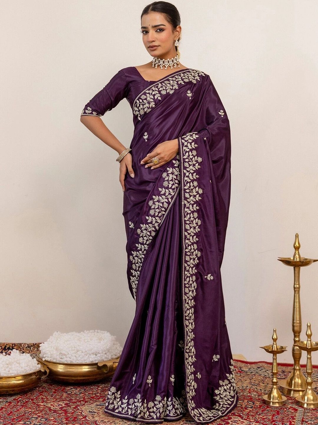 SAARA Floral Zari Pure Crepe Saree-picture-30