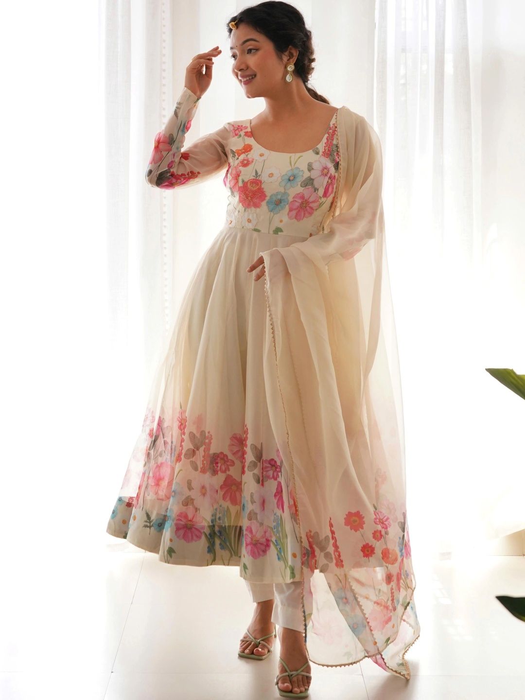 WILD WOVEN Women Floral Printed Panelled Kurta with Trousers & With Dupatta-image-3