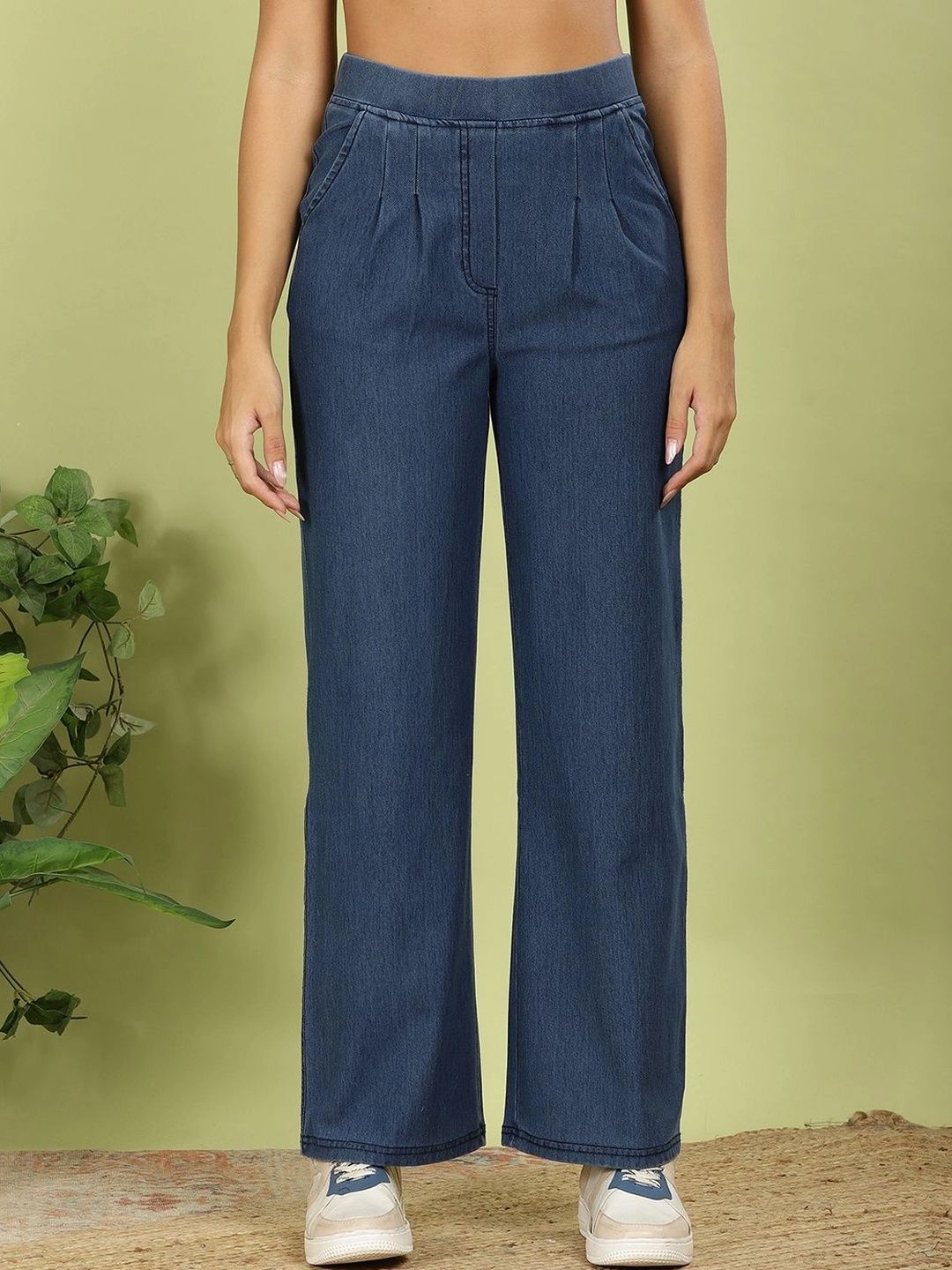FUTURO Women Classic Loose Fit Trousers-picture-15