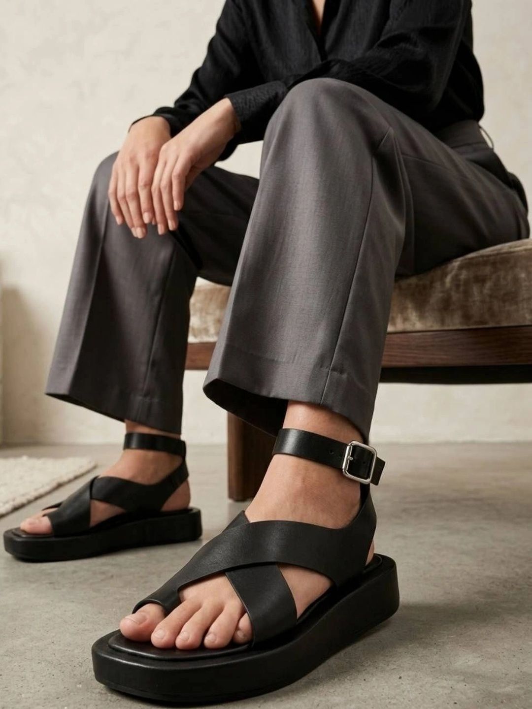 Baespice Flatform Sandals with Buckles-picture-34