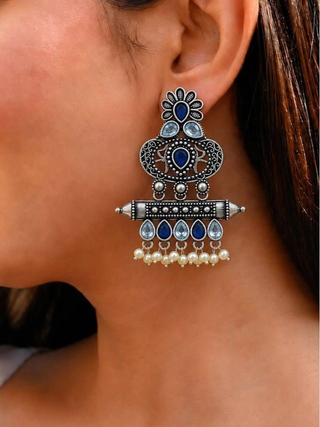 THE GLAM POUCH Geometric Drop Earrings-image-44