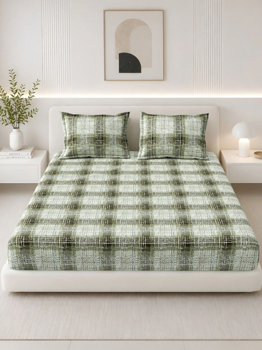 Homeful Style Red & Green Floral 120 TC King Bedsheet with 2 Pillow Covers-image-39