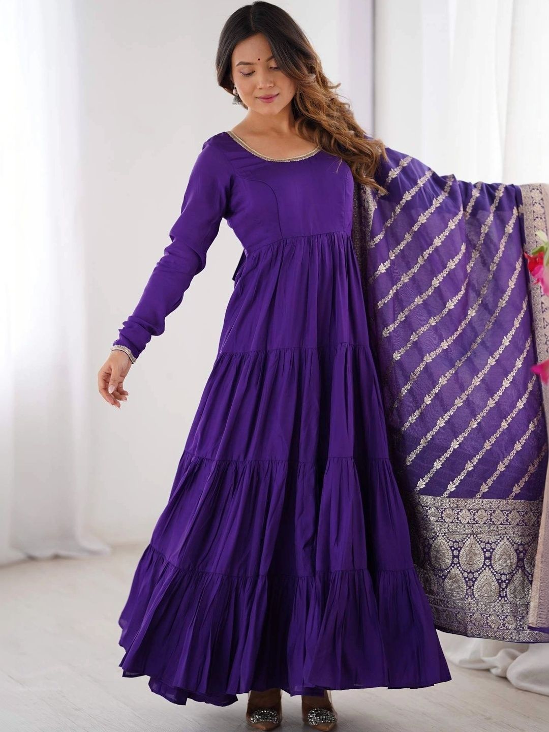 SAJANRE Women Tiered Chanderi Silk Kurta with Pyjamas & With Dupatta-picture-21