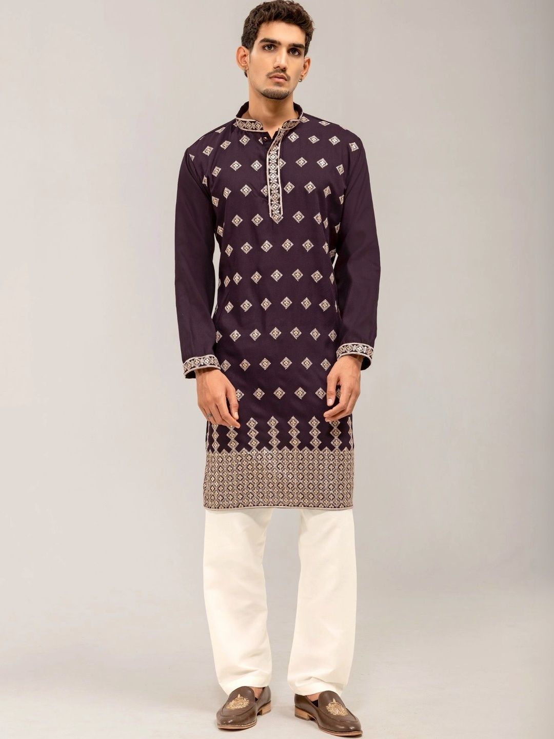 ADHIRAJAN Men Ethnic Motifs Embroidered Regular Thread Work Kurta with Pyjamas-picture-40