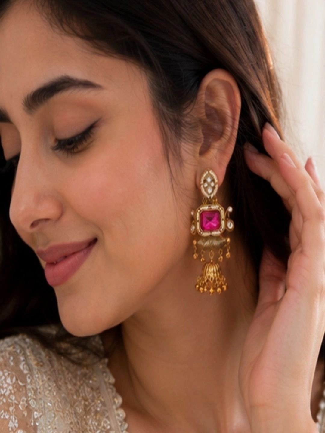 SakhiSKD Geometric Jhumkas Earrings-image-13