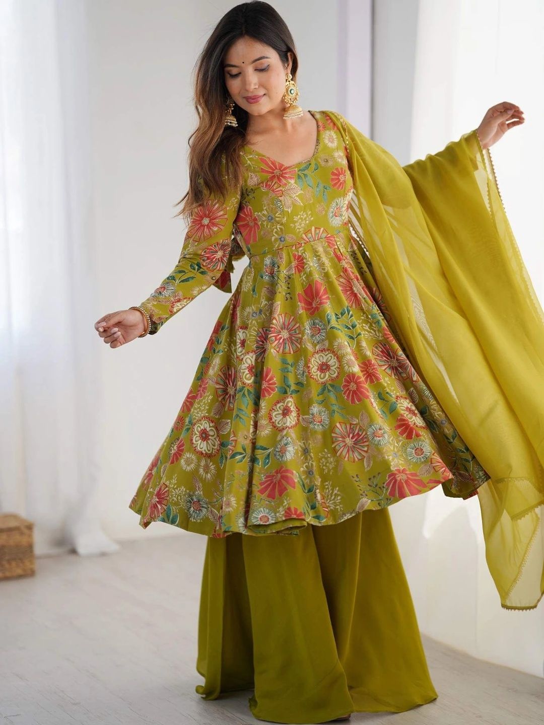 HERE&NOW Women Floral Printed Empire Chanderi Silk Kurta with Palazzos & With Dupatta-picture-33