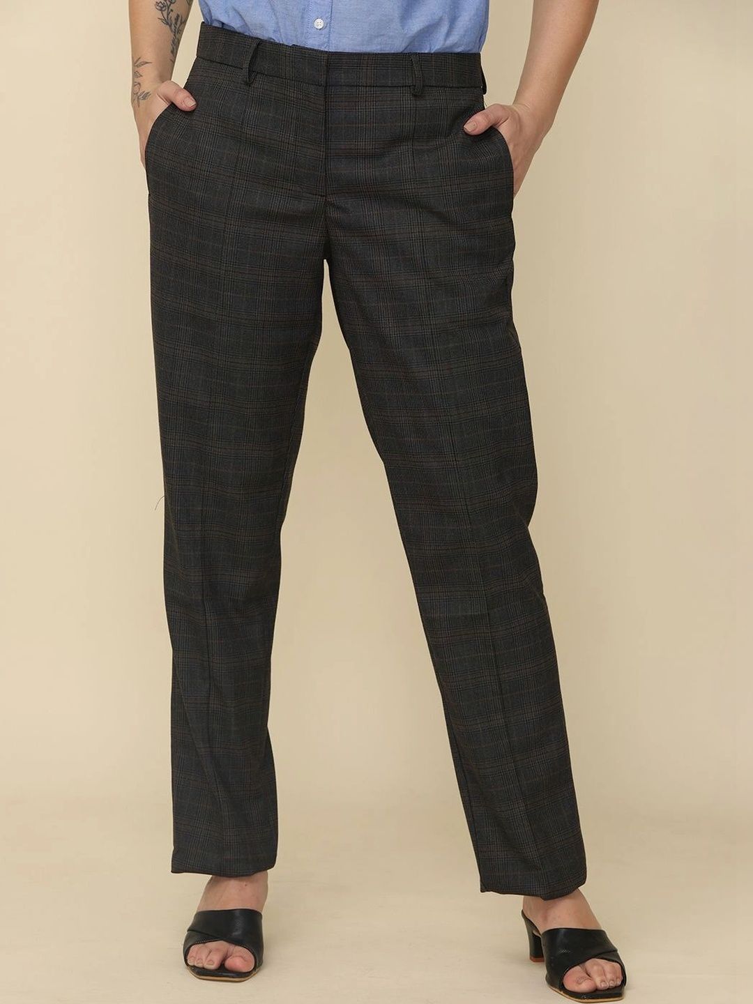 WEARHOUSE Women Checked Relaxed High-Rise Trousers-picture-12
