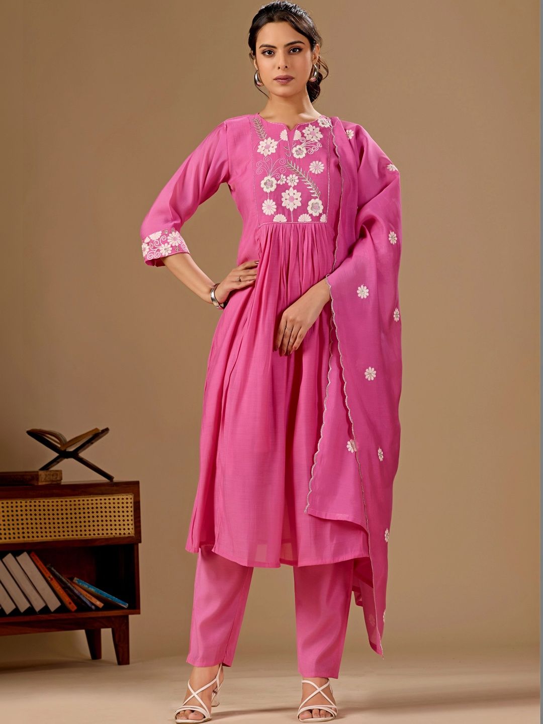 Maroosh Women Floral Embroidered Empire Thread Work Kurta with Trousers & With Dupatta-picture-43