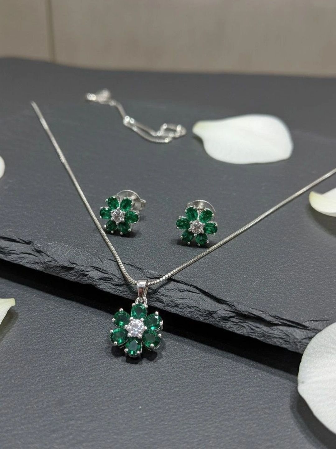 ADITYA COLLECTION Silver-Plated Enamelled Stone-Studded Pendant and Earrings-picture-36