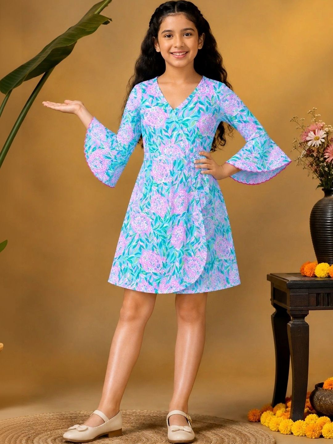 YK Floral Print Flared Sleeve Dress-picture-52