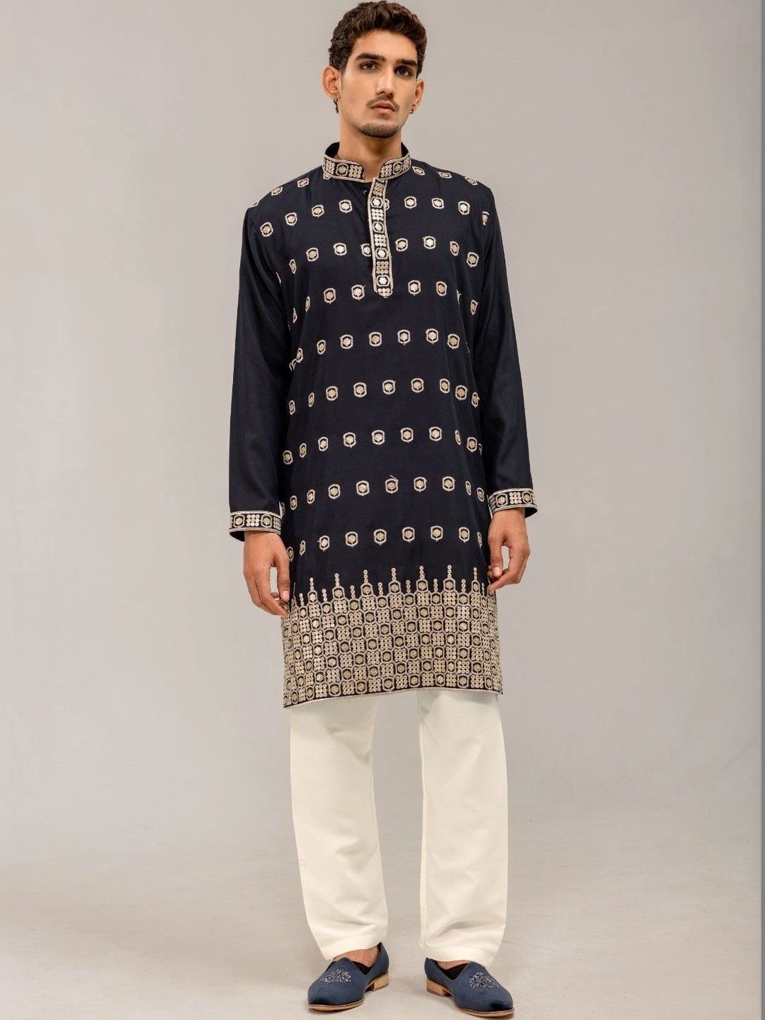 ADHIRAJAN Men Embellished Kurta-picture-12