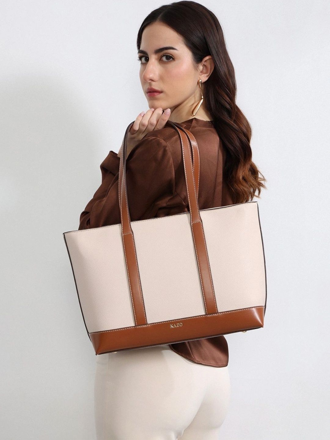 Kazo Colourblocked Oversized Structured Tote Bag-picture-39