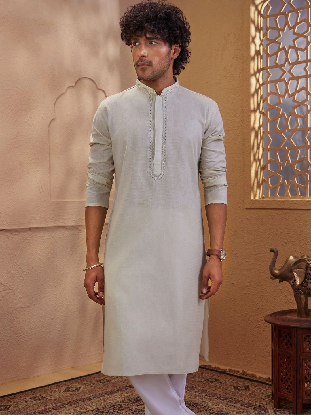 VASTRAMAY Men Thread Work Jacquard Kurta-picture-28