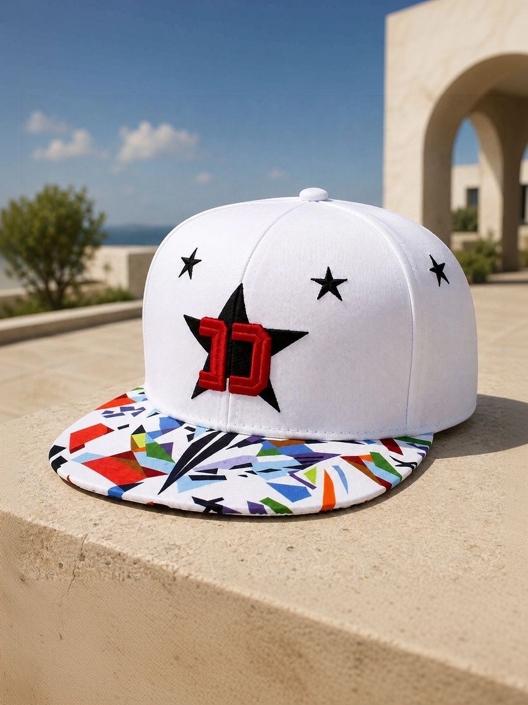 Vritraz Men Colourblocked Snapback Cap-image-14