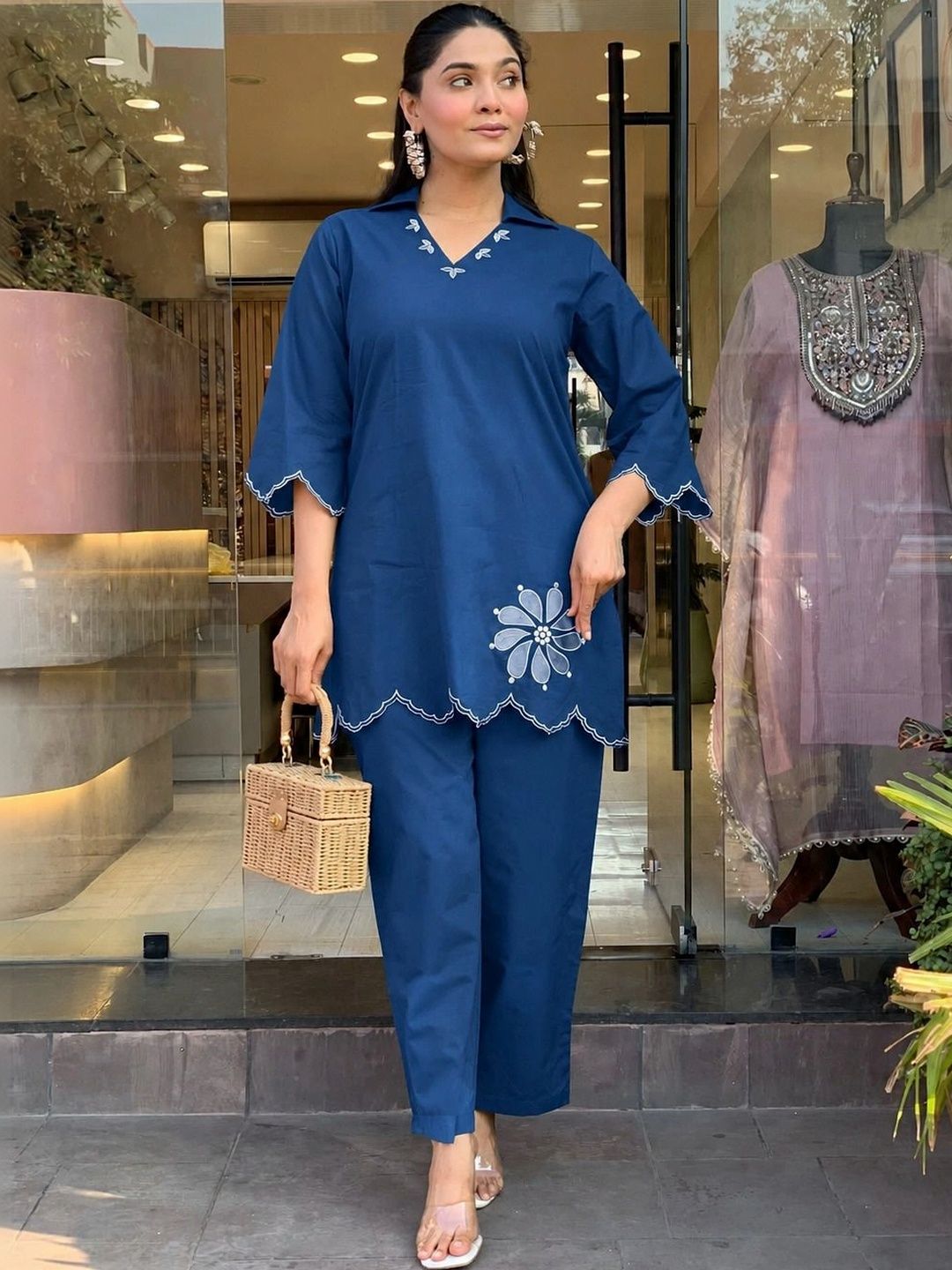 HERE&NOW Women Floral Embroidered Regular Thread Work Kurta with Trousers-picture-17