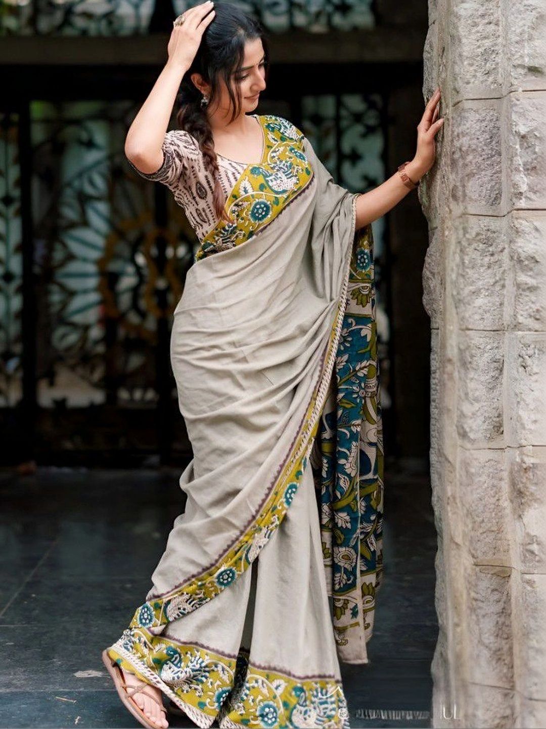 HERE&NOW Kalamkari Linen Blend Block Print Saree-image-15