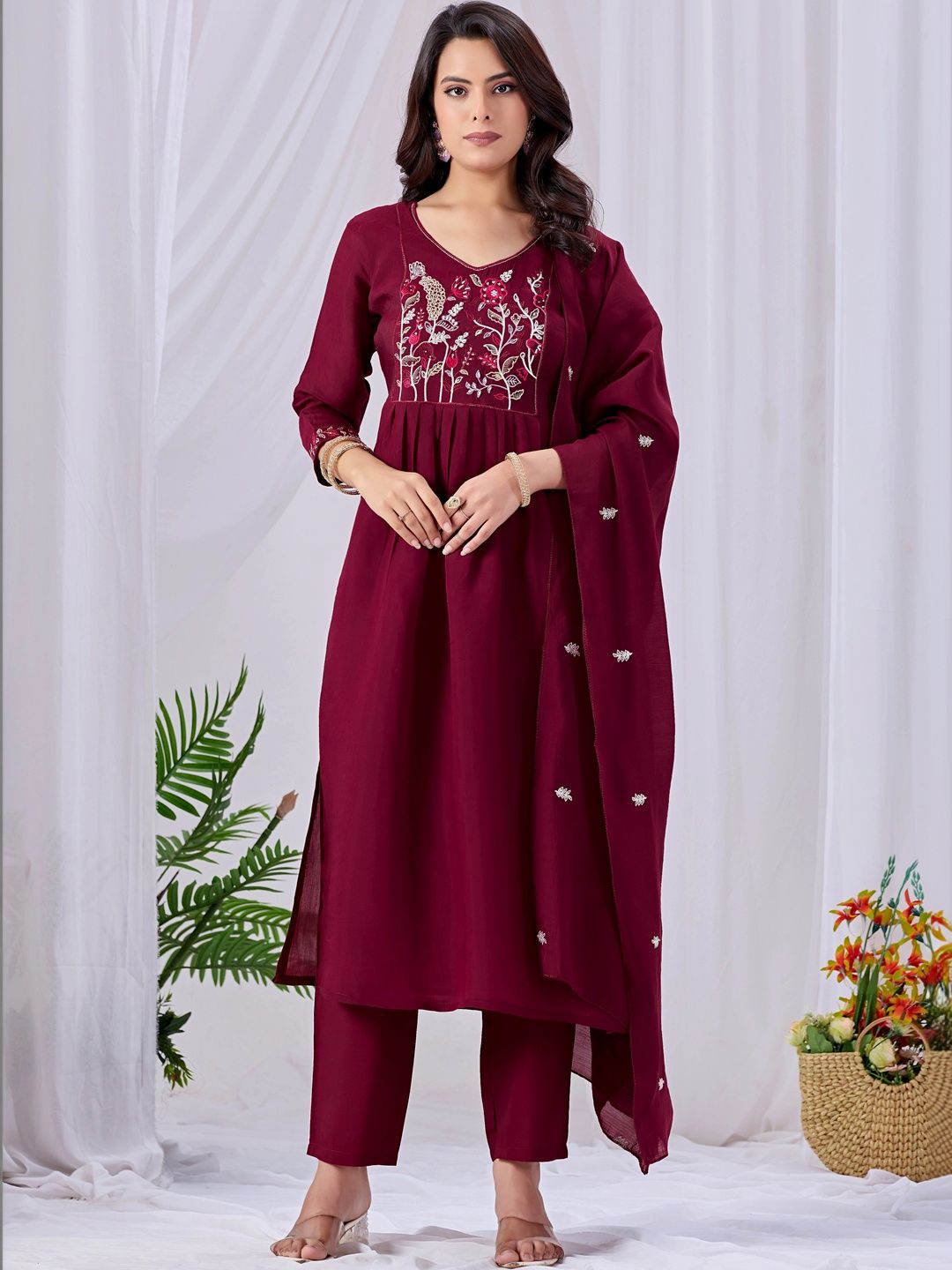 Maroosh Women Floral Embroidered Empire Thread Work Kurta with Trousers & With Dupatta-picture-1