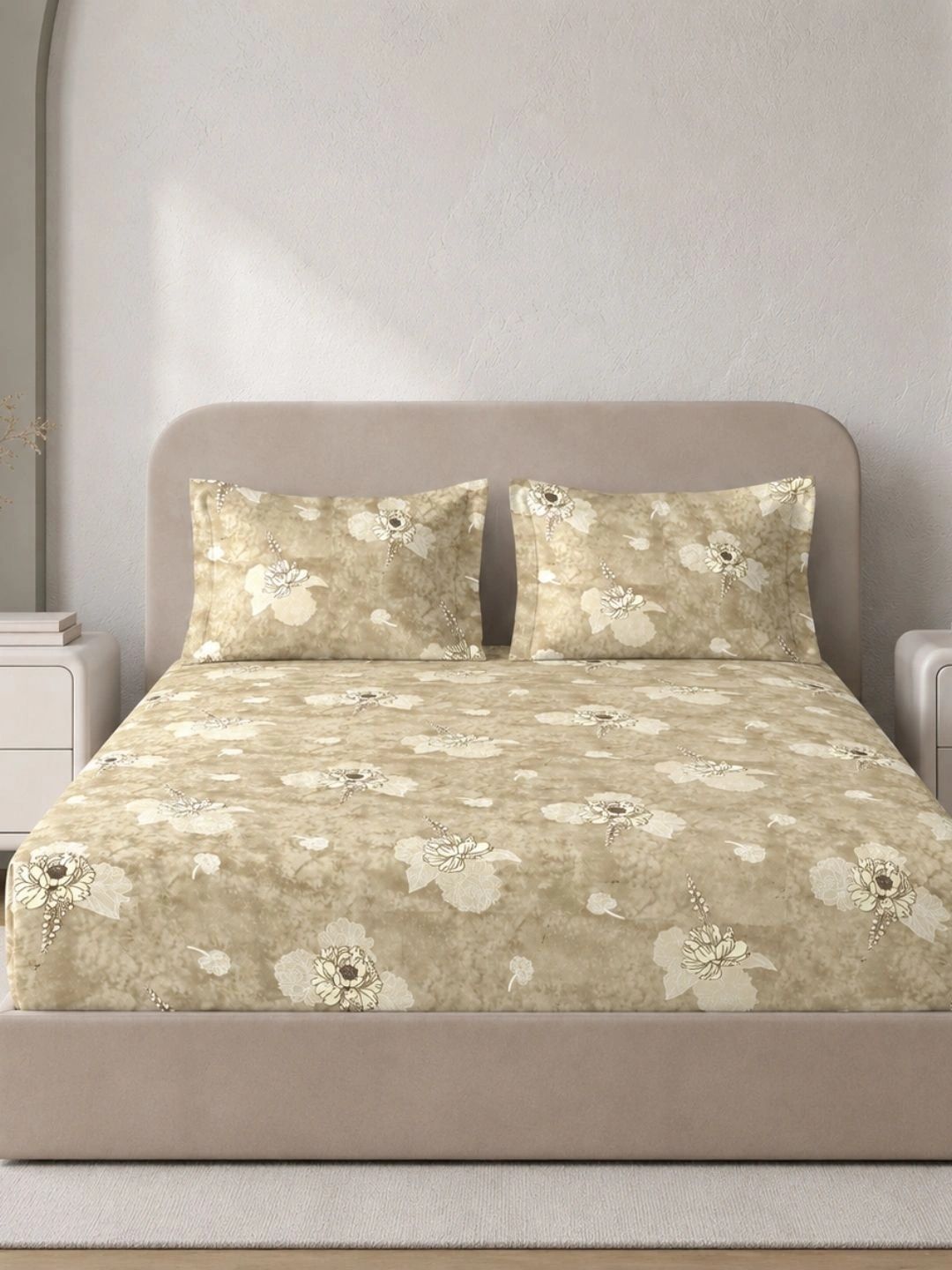 Sleeping Owls- because your sleep matters Beige Floral 220 TC King Bedsheet with 2 Pillow Covers-image-5
