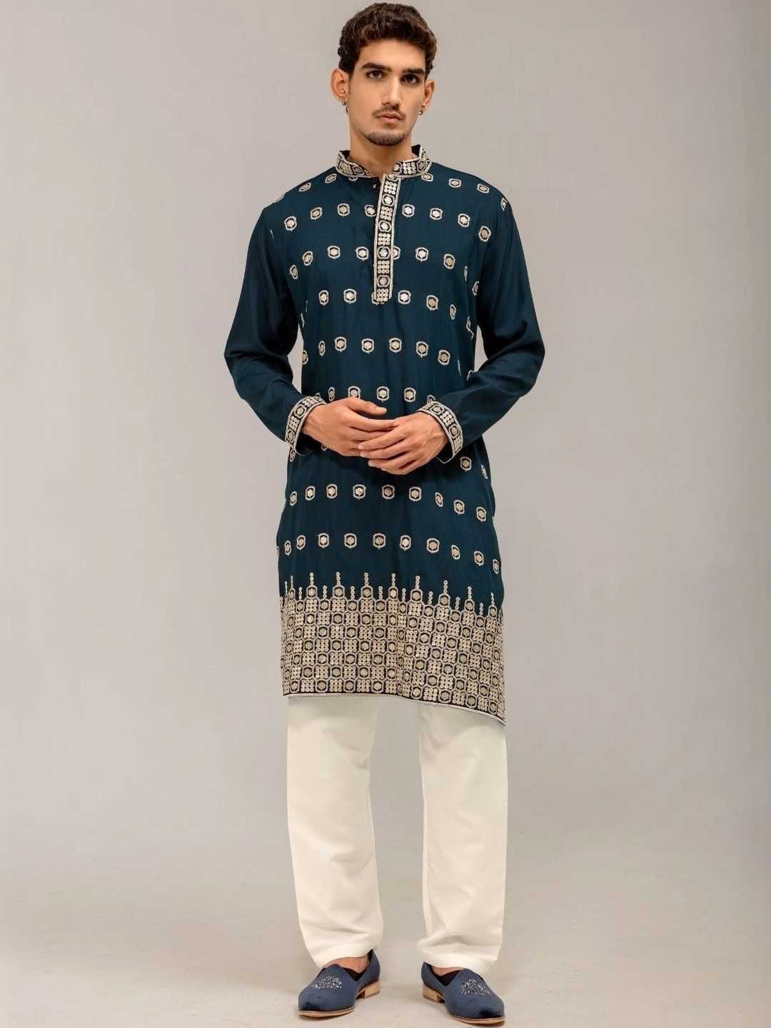 ADHIRAJAN Men Ethnic Motifs Embroidered Regular Thread Work Kurta with Trousers-picture-32