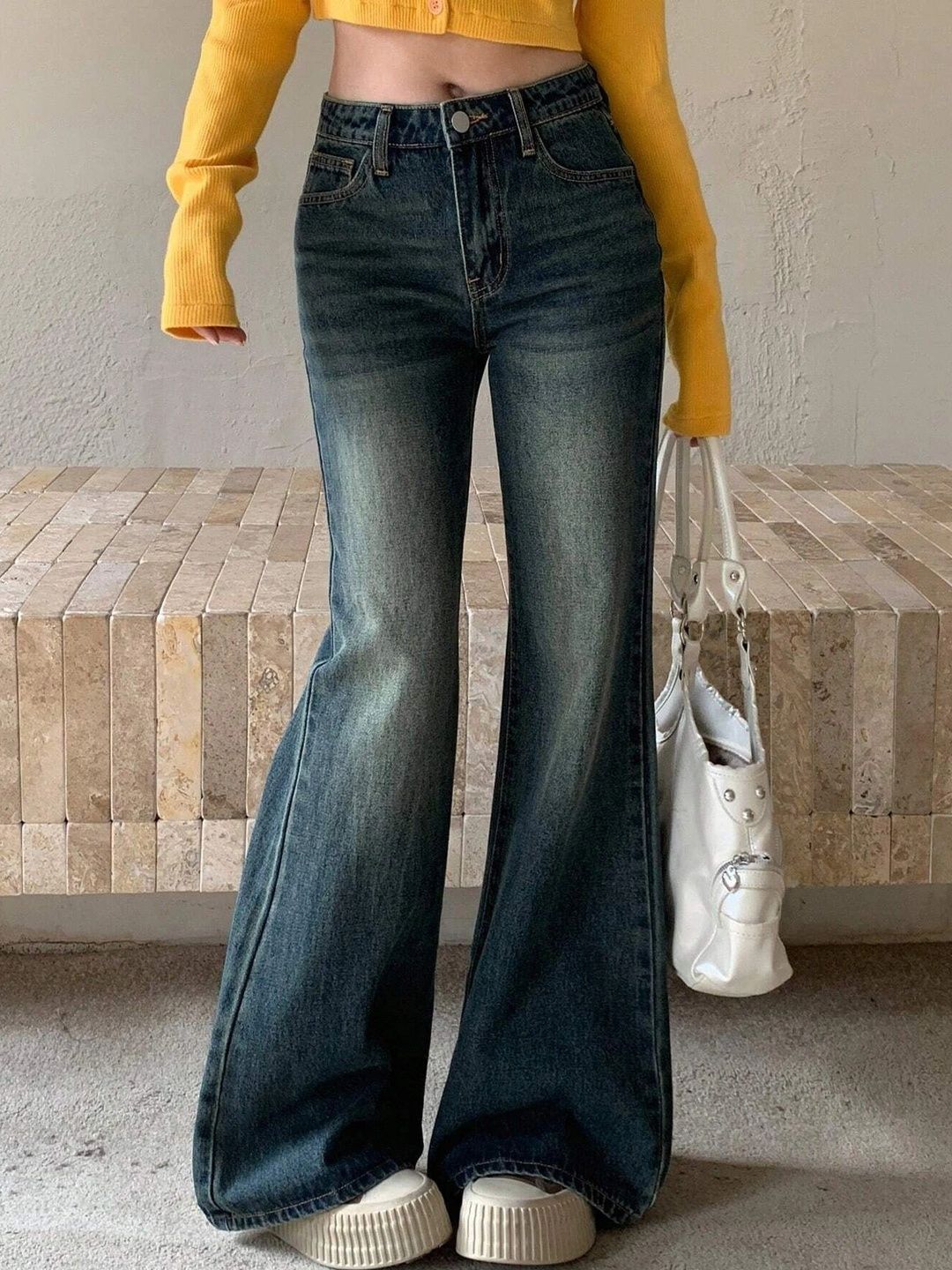 AAV2 Women Bootcut High-Rise Jeans-picture-45