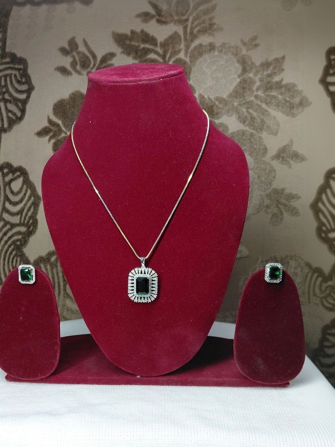 ADITYA COLLECTION Silver-Plated Stone-Studded Pendant and Earrings-image-48
