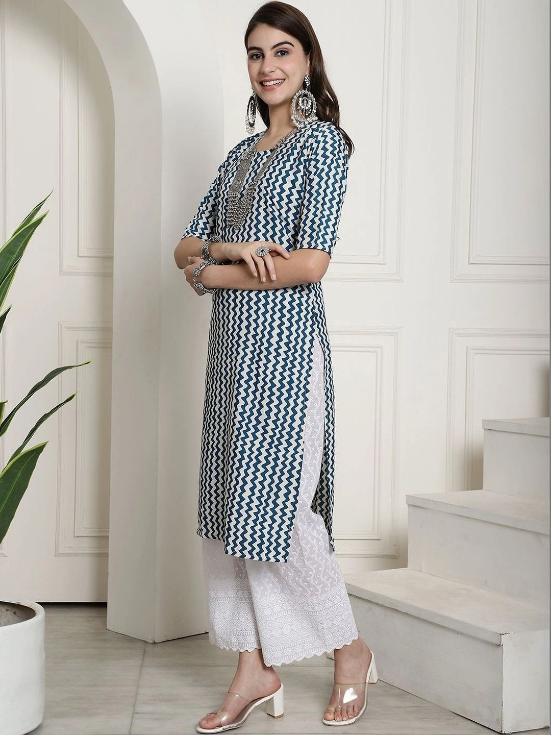 HERE&NOW Women Chevron Printed Crepe Kurta-image-26