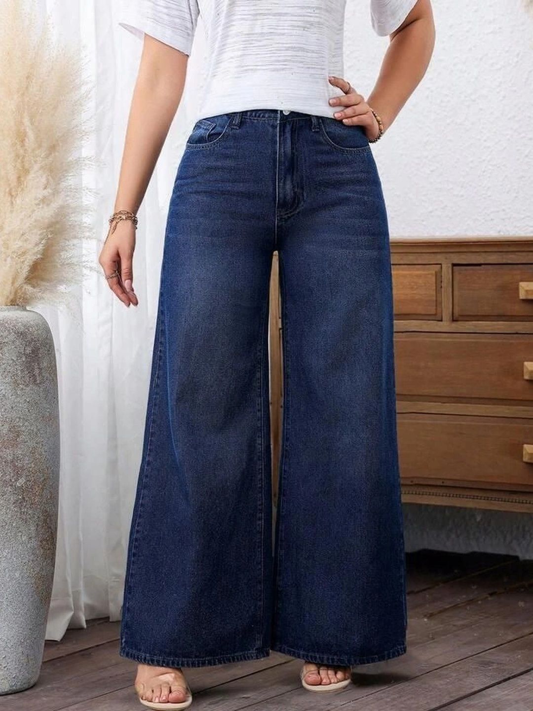 ESLITA Women High-Rise Light Fade Jeans-picture-58