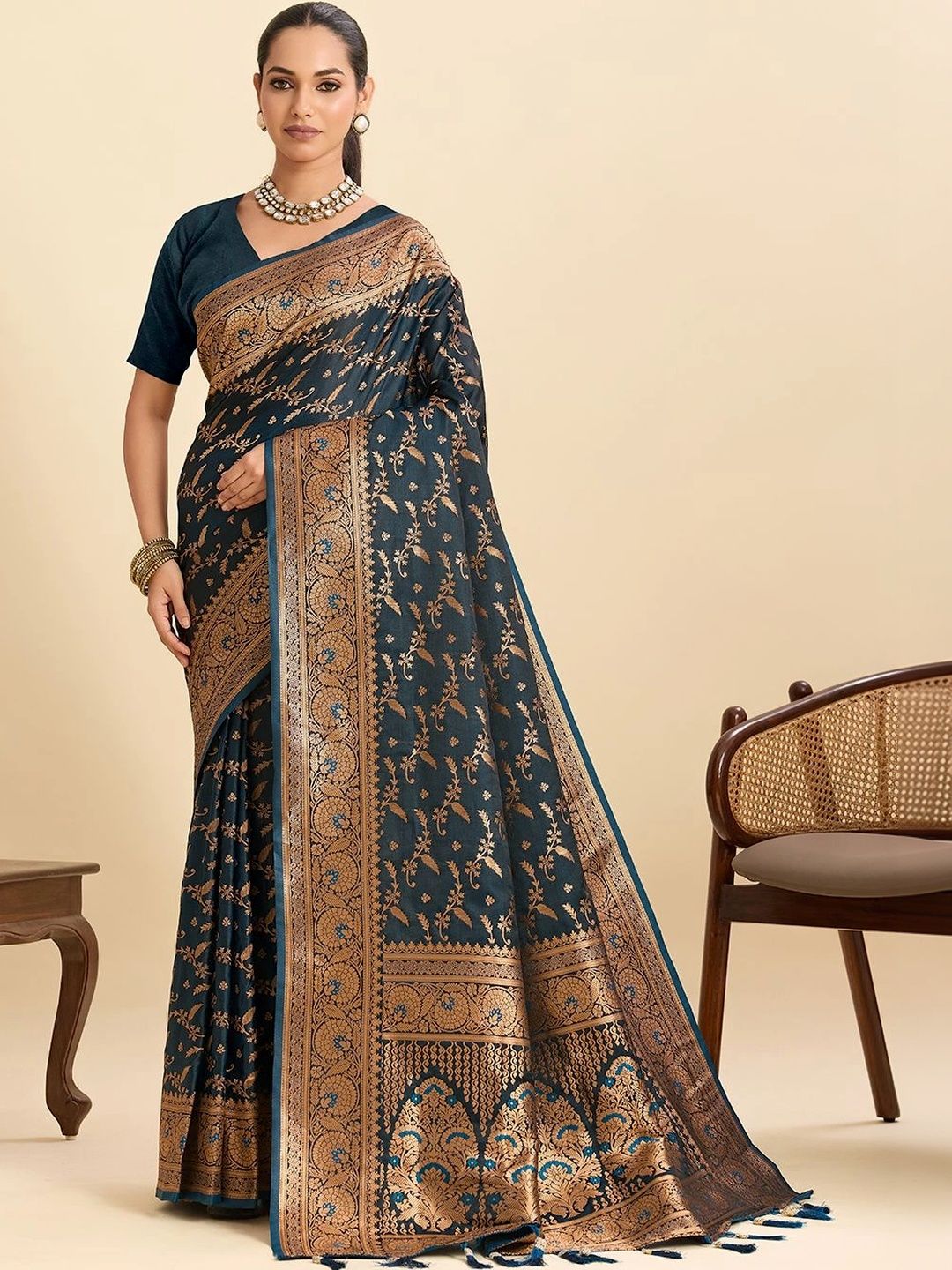 Lalan Shree Creation Woven Design Zari Silk Blend Saree-picture-25