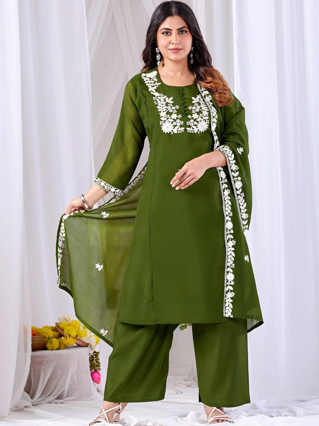 Maroosh Women Ethnic Motifs Embroidered Regular Thread Work Kurta with Palazzos & With Dupatta-picture-2