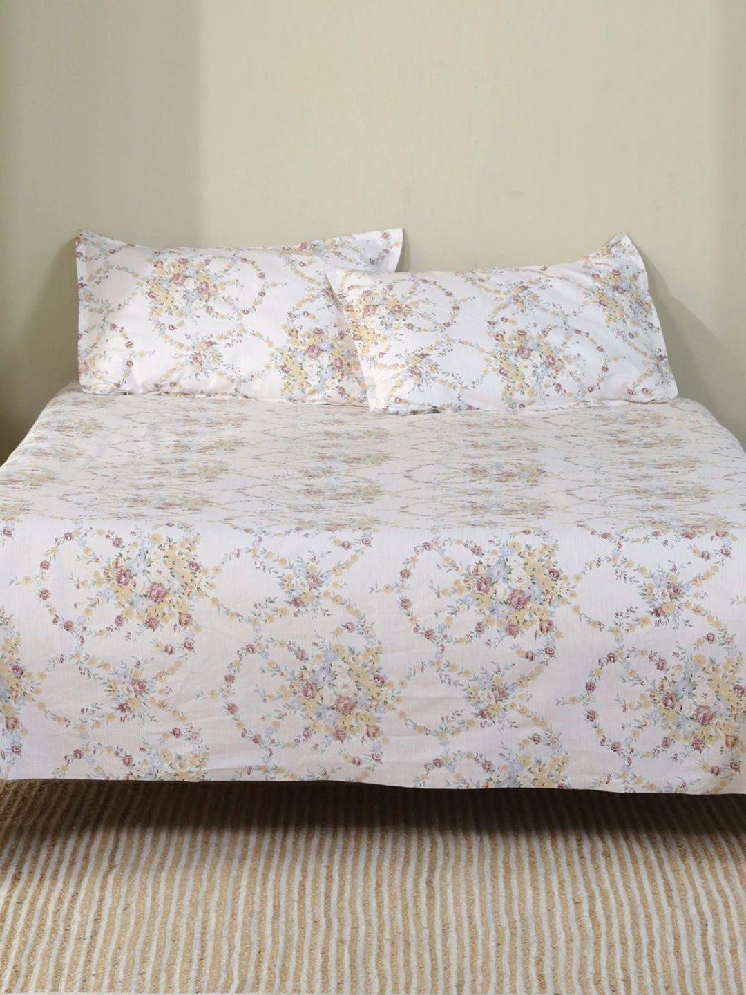 Homeful Style Cream-Coloured & Floral 160 TC King Bedsheet with 2 Pillow Covers-picture-30