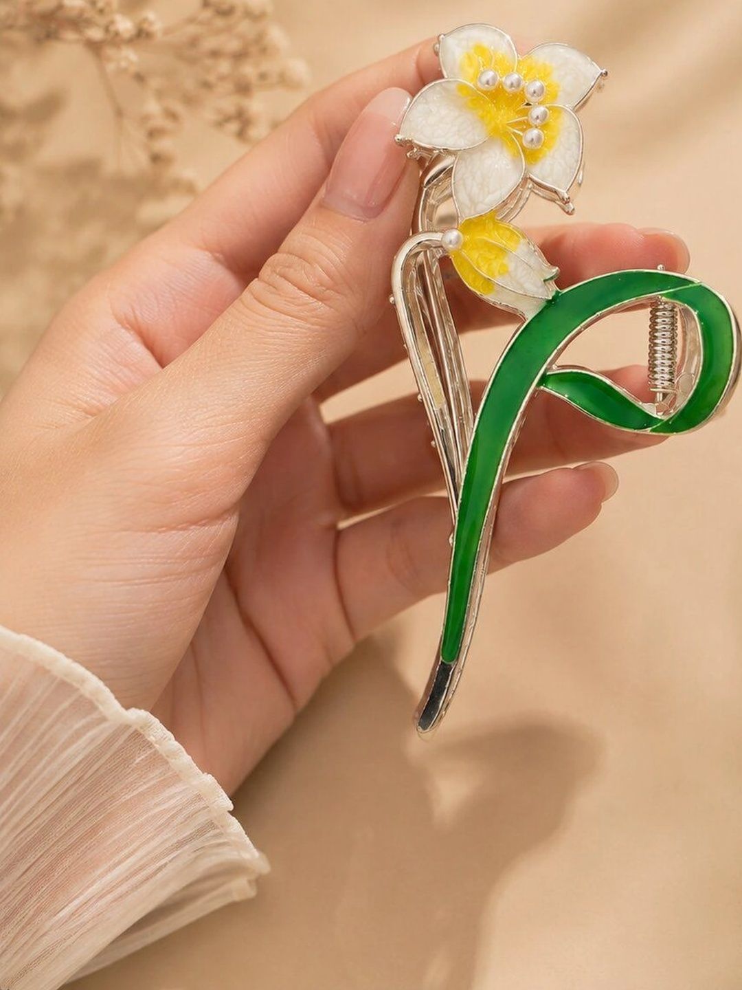 Haute Handles Women Embellished Claw Clip-image-9