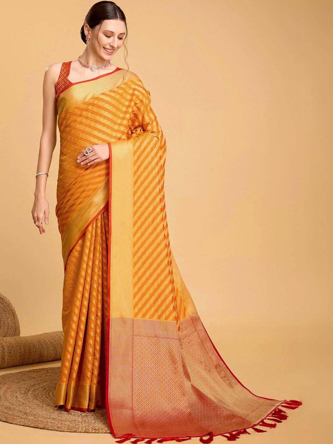 Lalan Shree Creation Woven Design Silk Blend Banarasi Saree-picture-42