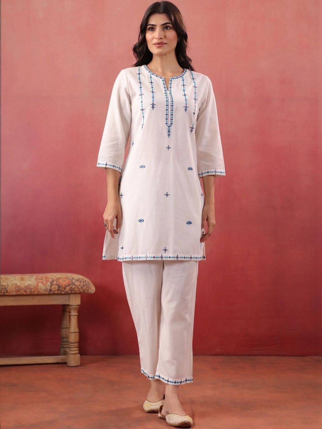SAVI Women Ethnic Motifs Embroidered Regular Thread Work Pure Cotton Kurta with Trousers-picture-15
