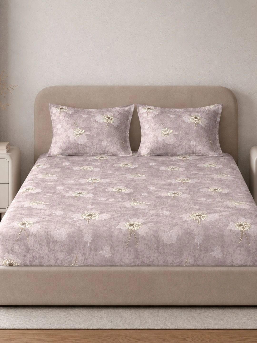Sleeping Owls- because your sleep matters Mauve Floral 220 TC King Bedsheet with 2 Pillow Covers-image-26