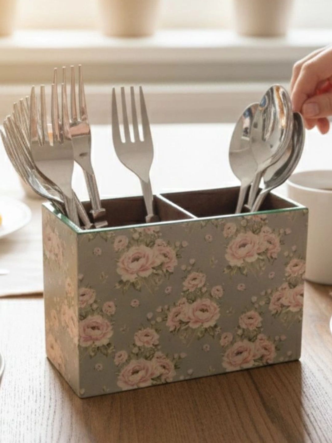 THE HOME CO. Green Wood Tissue Holders-picture-38
