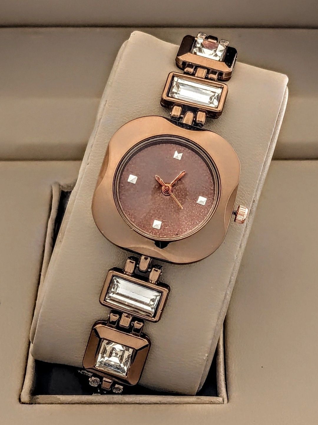 TREX Women Brass Dial & Stainless Steel Bracelet Style Straps Analogue Watch 304_brown_u-picture-30
