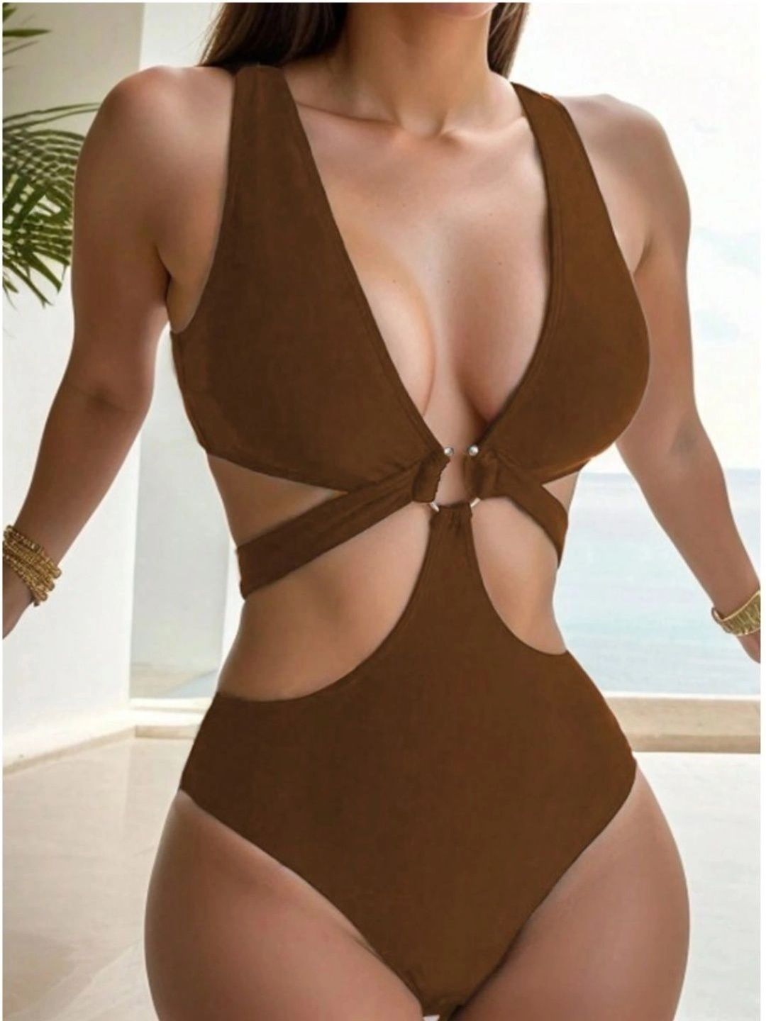 Lyca Era V-Neck Bodysuit-picture-9