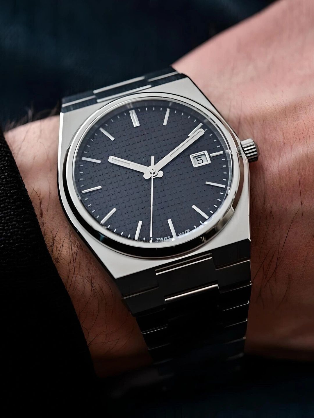 TREX Men Brass Dial & Stainless Steel Bracelet Style Straps Analogue Date Aperture Watch DND_MEN_BLACK-picture-19