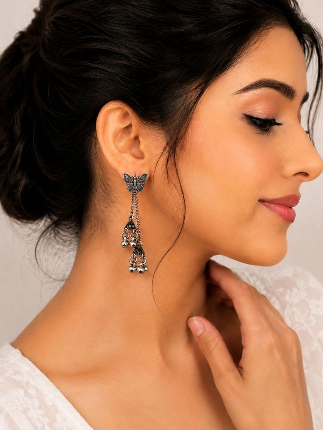 Esyko Animal Shaped Drop Earrings-picture-30