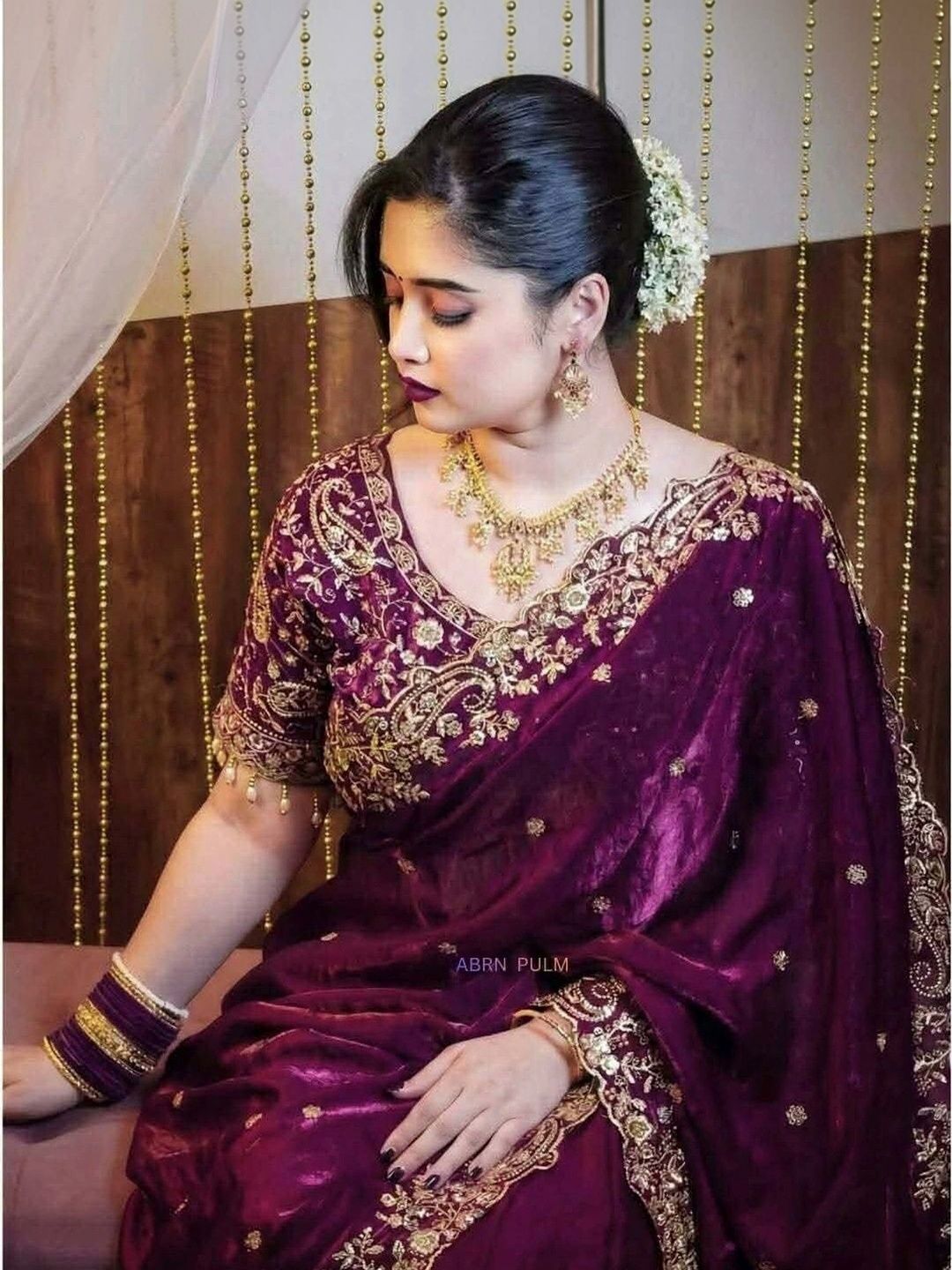 M DINESH & CO Embellished Sequinned Silk Blend Designer Banarasi Saree-image-4