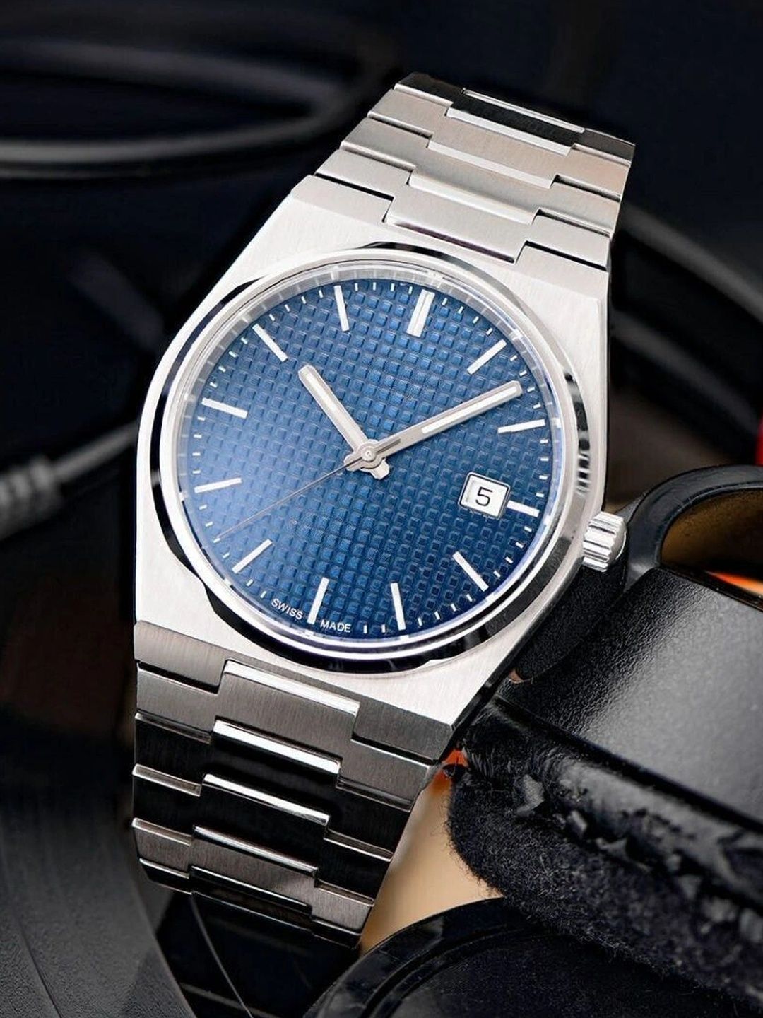 TREX Men Brass Dial & Stainless Steel Bracelet Style Straps Analogue Date Aperture Watch DND_MEN_BLUE-picture-45