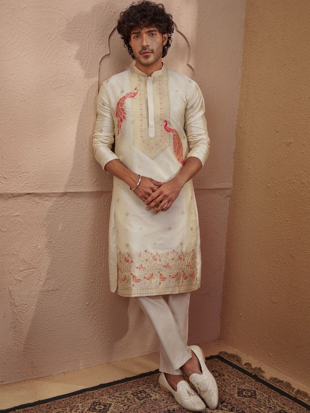 VASTRAMAY Men Ethnic Motifs Embroidered Regular Thread Work Kurta with Trousers-picture-57