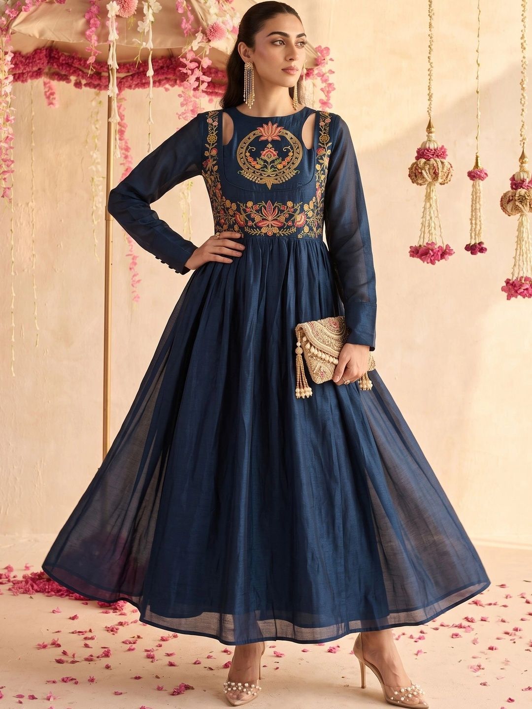 Mamicha Women Embroidered Thread Work Grandeur & Majestic Artwork Anarkali Kurta-picture-32